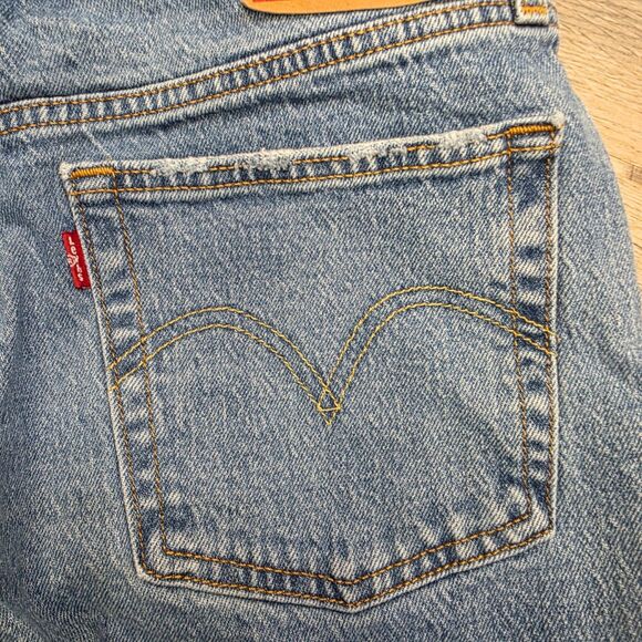 Levi's 501 High Rise Vintage Style Rugged Denim Light Wash Jeans Size 28 - Picture 8 of 9